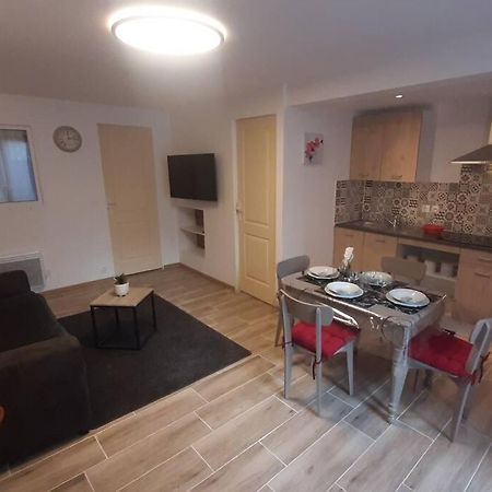 Residence De L'Eveche 10 ลิมอจส์ ภายนอก รูปภาพ